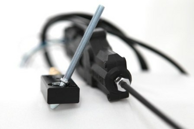 Замок капота PROSECURITY LOCK MODEL (PLM) 5413 электро Toyota LC 300, Hilux,Fortuner, Lexus LX-600 (силовой кронштейн 4 поколение, доп.защита)